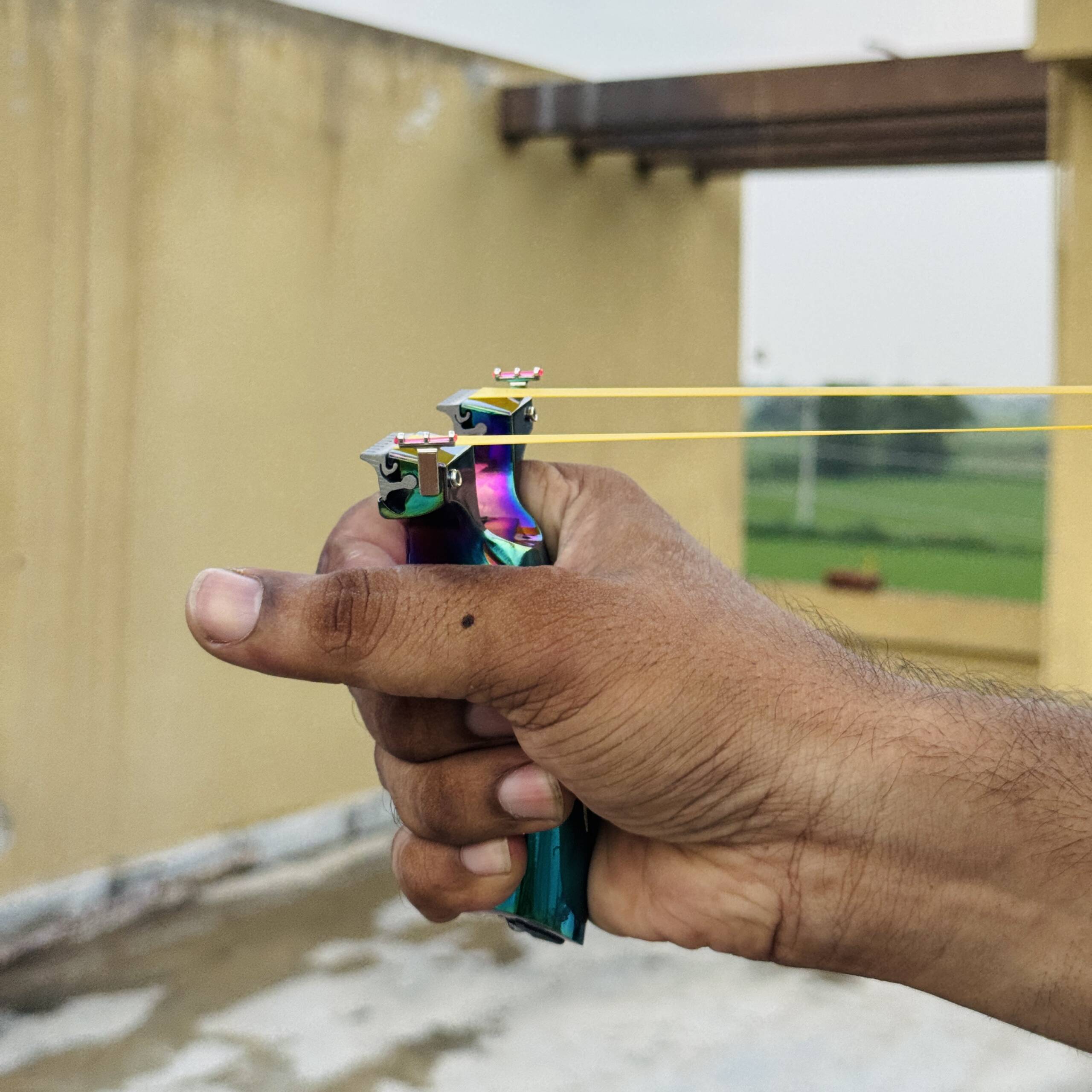Premium Magnetic Slingshot with Strong Magnetic Ball Holder – 3 Rubber Bands & 144 Steel Balls - Image 6